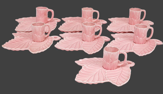 Vintage Set Of Carol Stupell Foliate Form Plates With Accompanying Cups