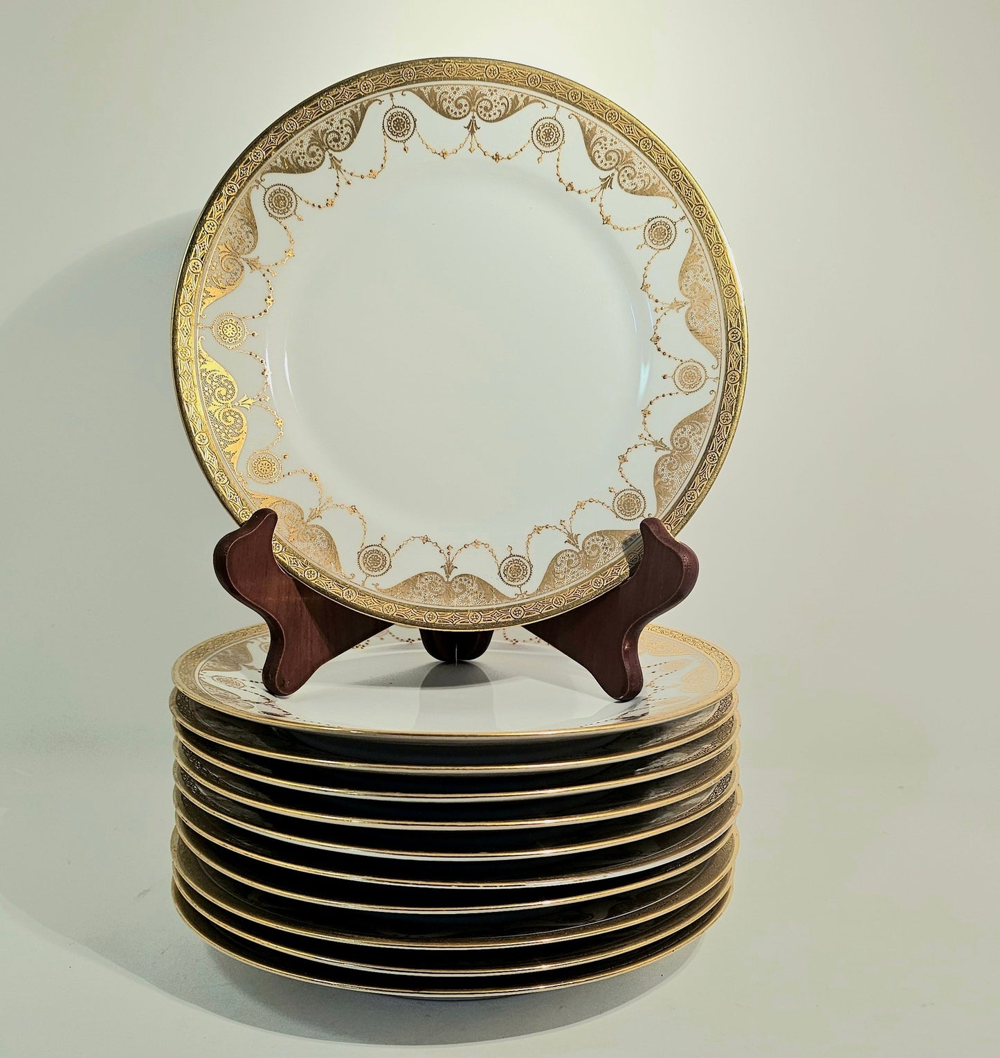 Stunning Set Of Twelve Guerin Limoges Gold Trimmed Plates