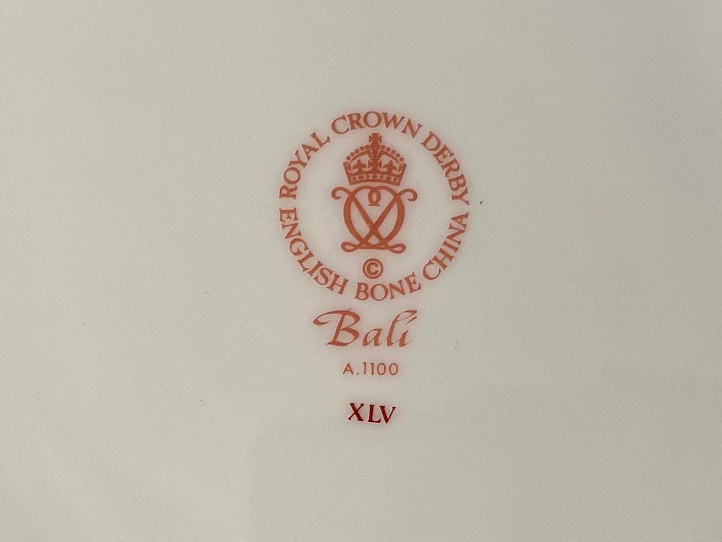Royal Crown Derby “Bali” China, discontinued - 21 Pieces