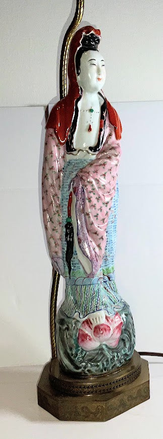 Vintage Quan Yin Chinese Porcelain Figural Table Lamp, Famille Rose, 1950s