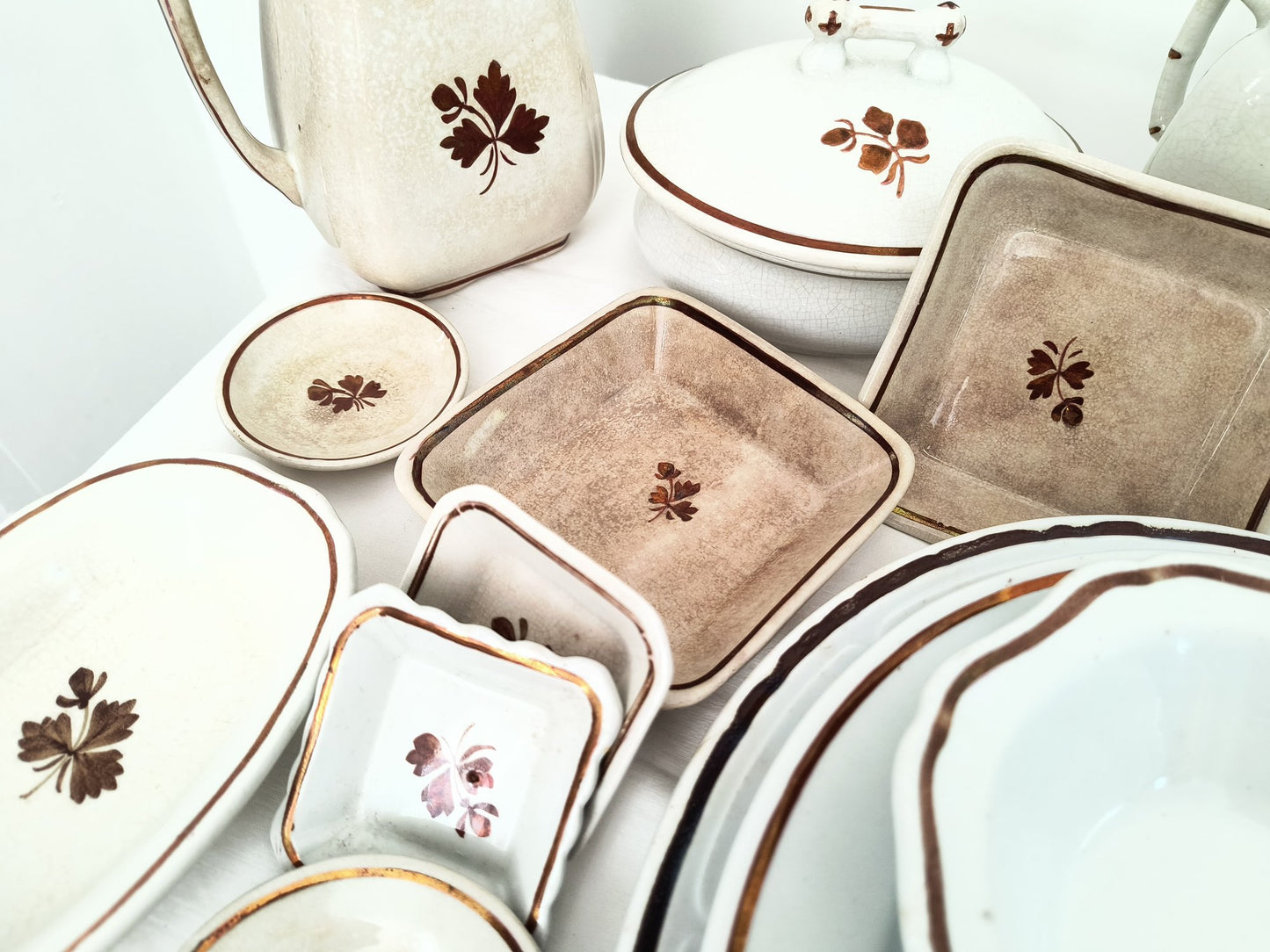 English Antique Alfred Meakin Ironstone