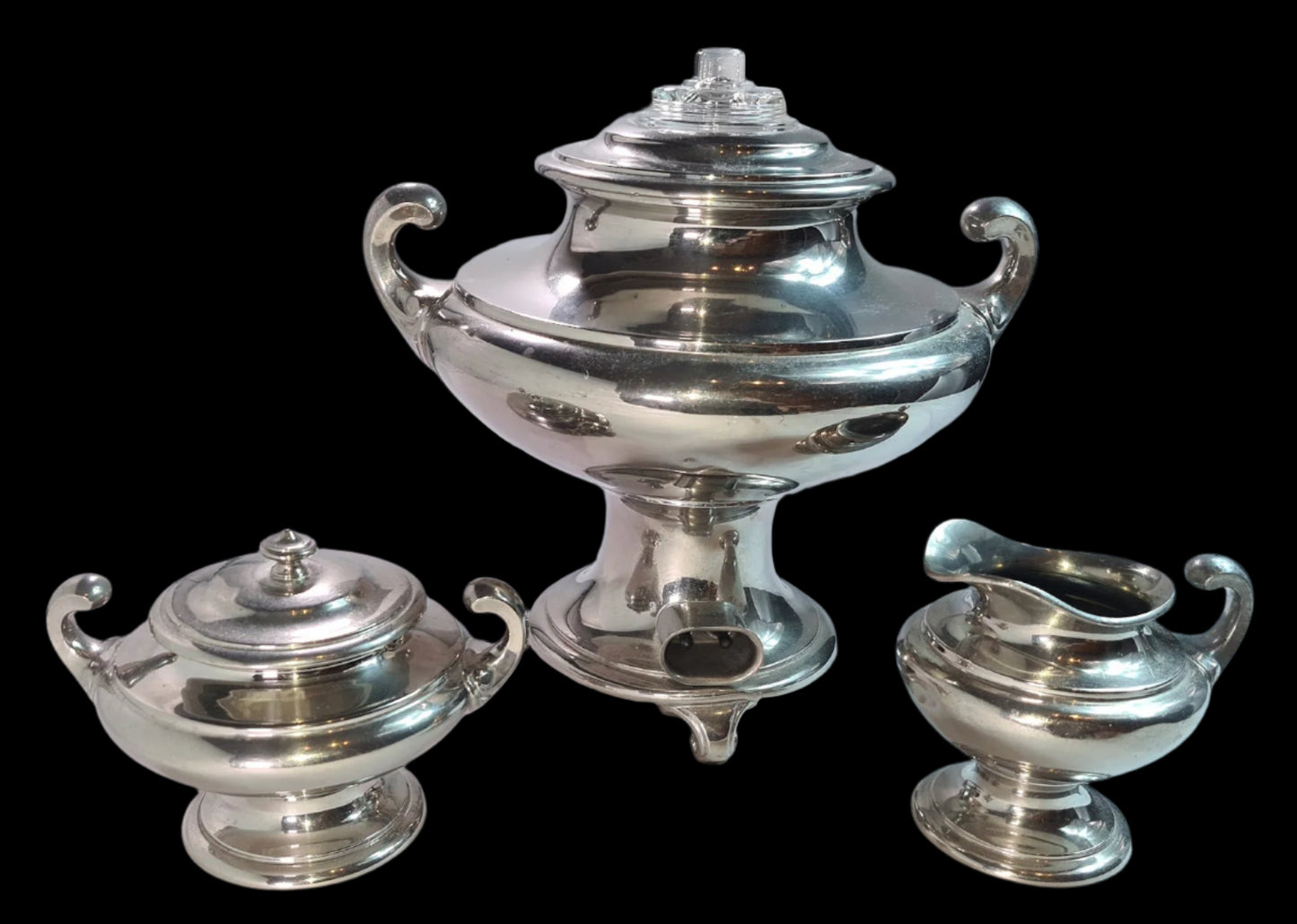 Landers, Frary & Clark Universal 420 No E9239 Coffee Percolator with Sugar Bowl and Creamer