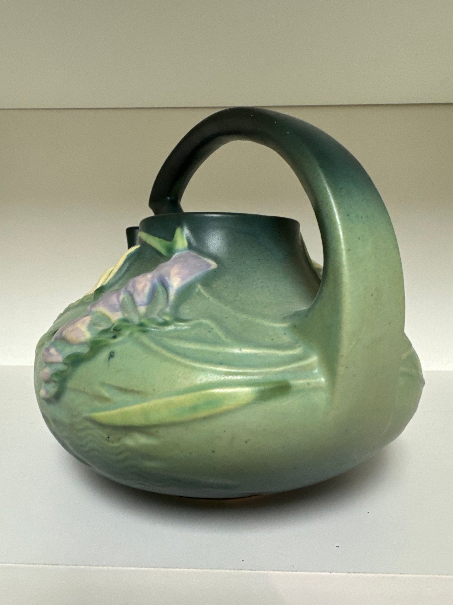 Roseville Freesia Green 60oz Teapot