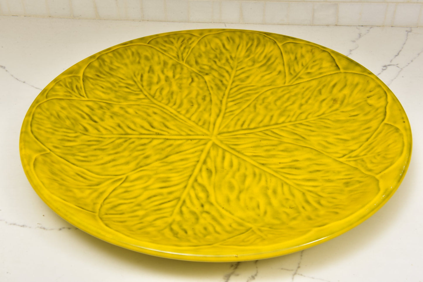 Signed Italian 1960s Large Cauliflower Leaf Majolica Tureen