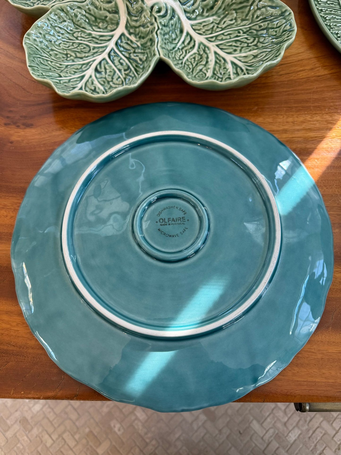 Olafaire And Bordallo Cabbageware With Pineapple Charger