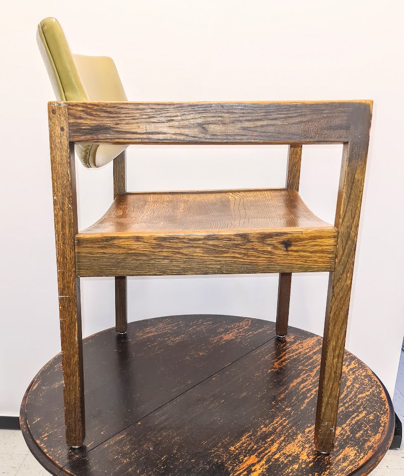 A Wonderfull Pair of Historic Gunlocke Company MCM Oak Armchairs