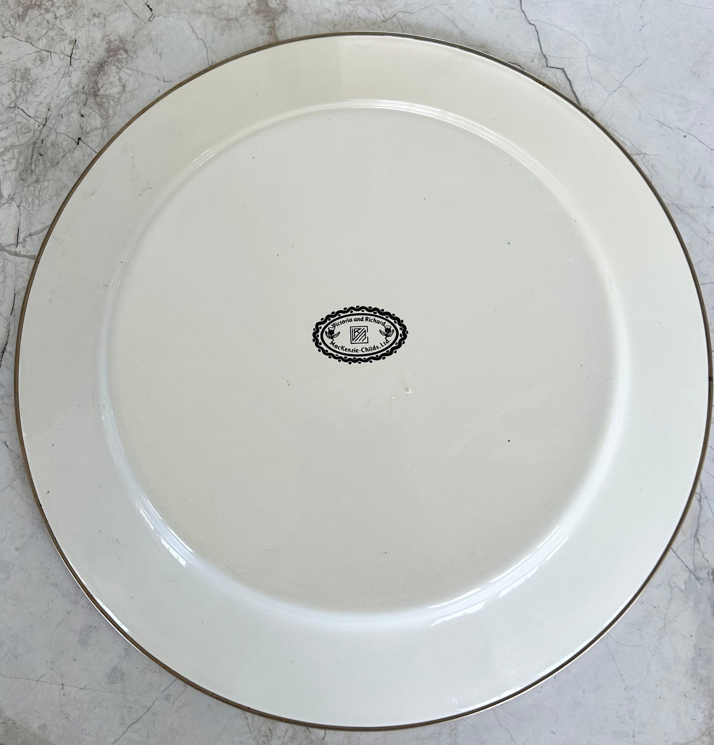 Mackenzie-Childs Victoria & Richard Cake Pastry Dome And Courtly Check Plate