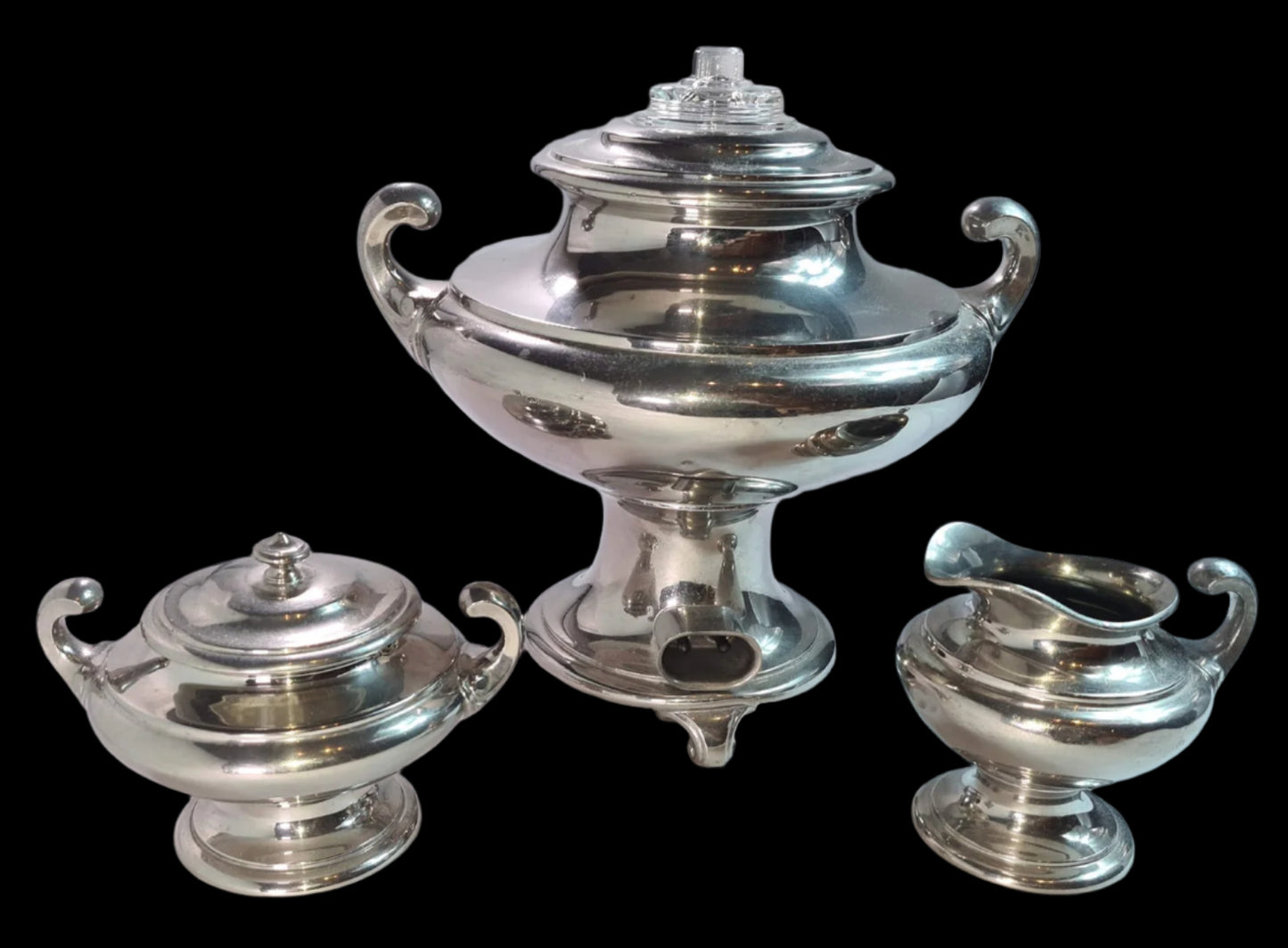 Landers, Frary & Clark Universal 420 No E9239 Coffee Percolator with Sugar Bowl and Creamer