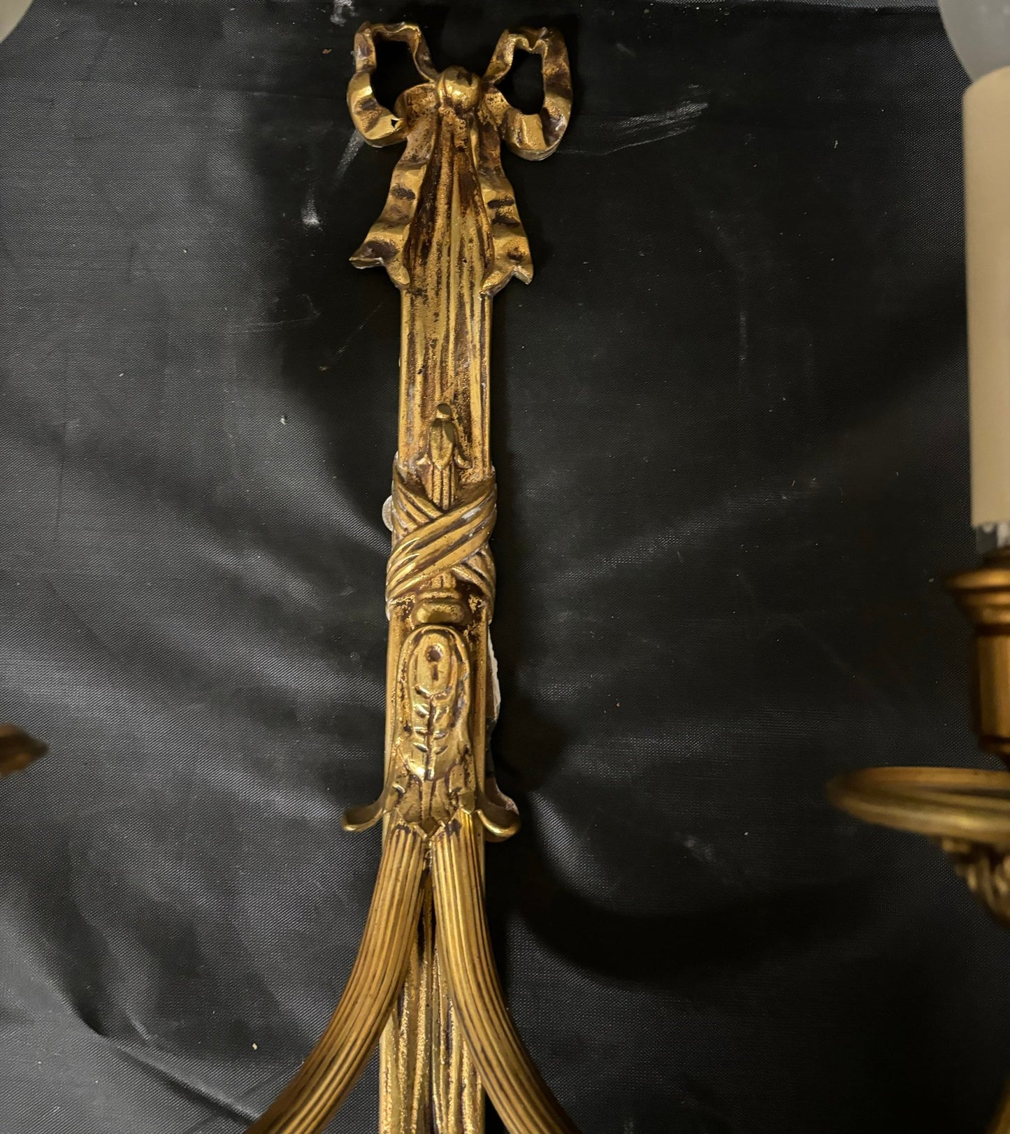 French Gilded Ribbon Wall Light, Bronze
