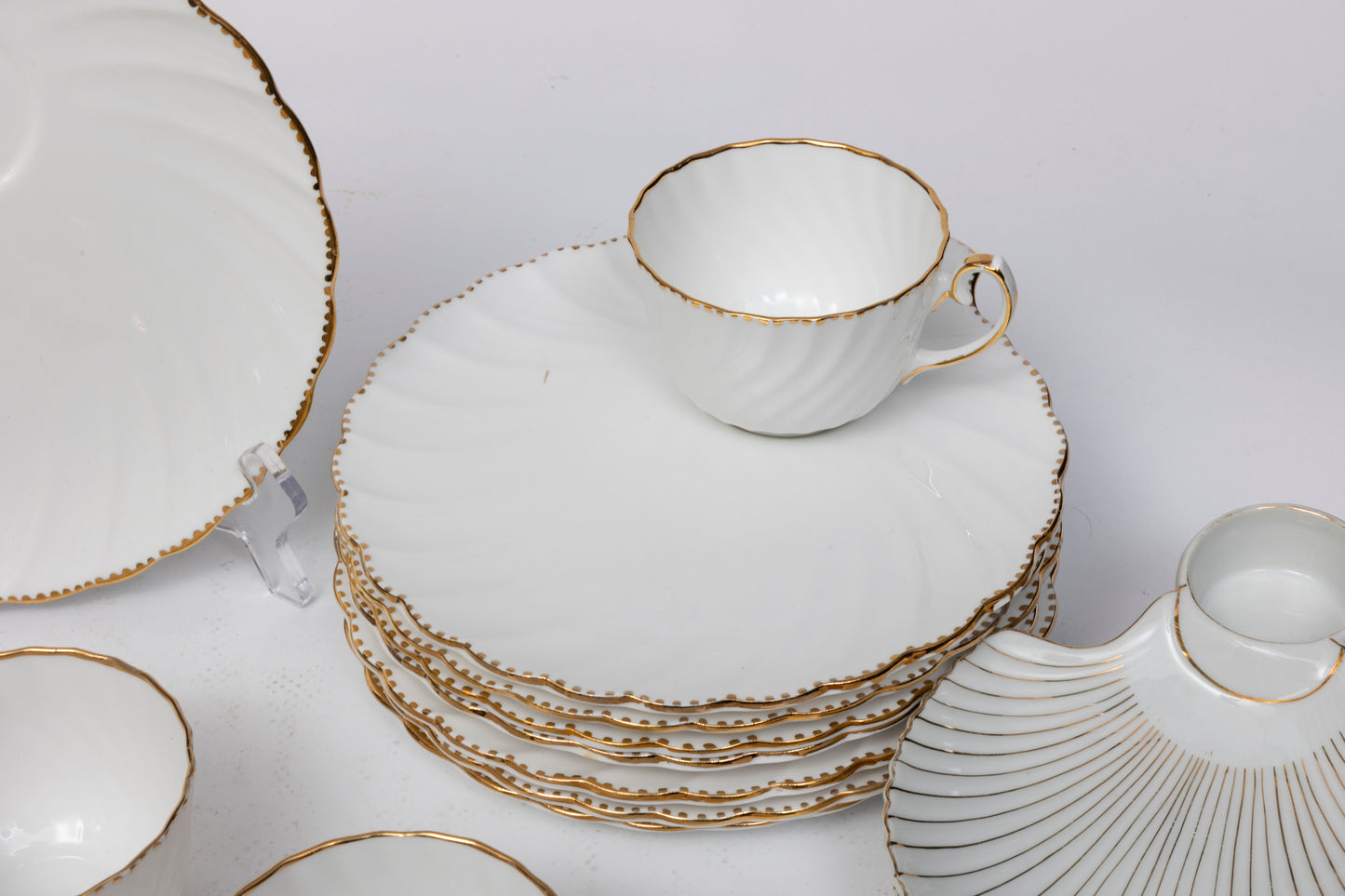 Old Grecian Flute Luncheon Dish Set