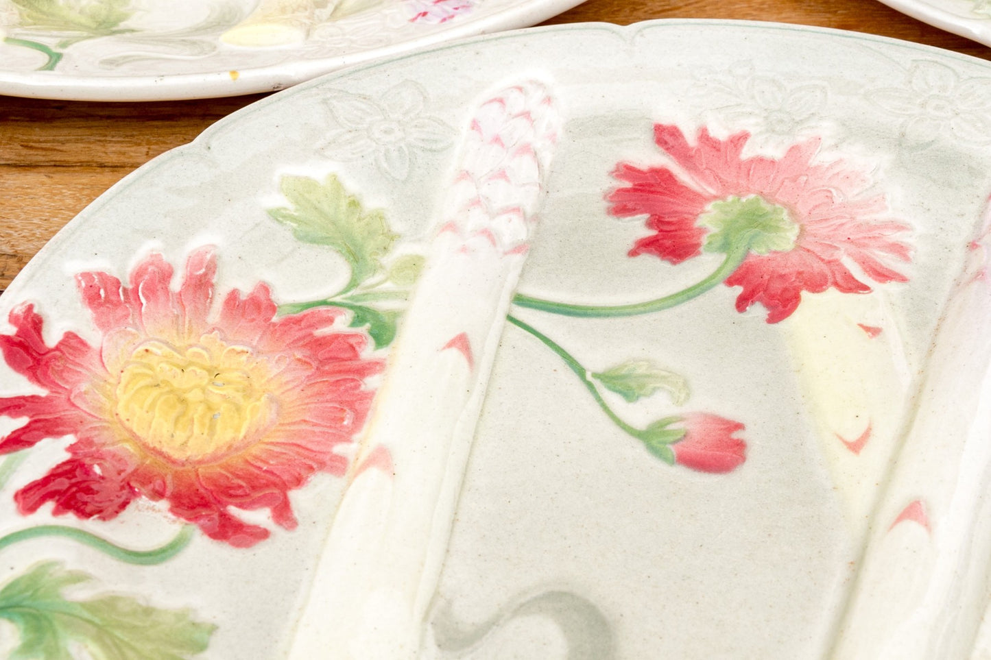 Rare Fine French Depose Asparagus Plates (12)