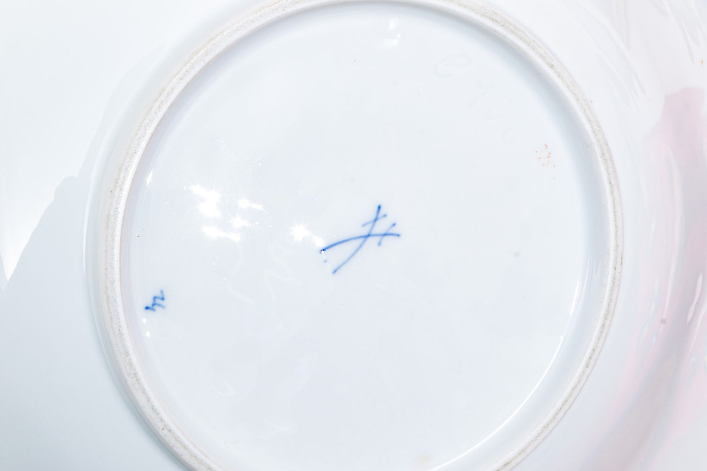 Fine Antique Meissen Porcelain Presentational Plate