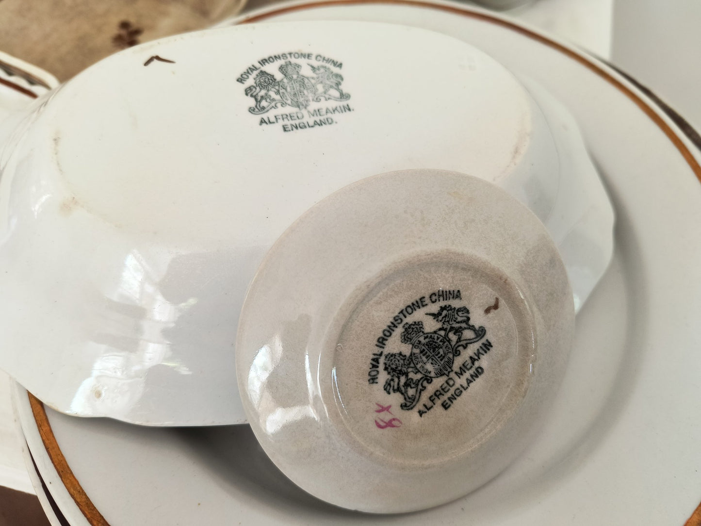 English Antique Alfred Meakin Ironstone
