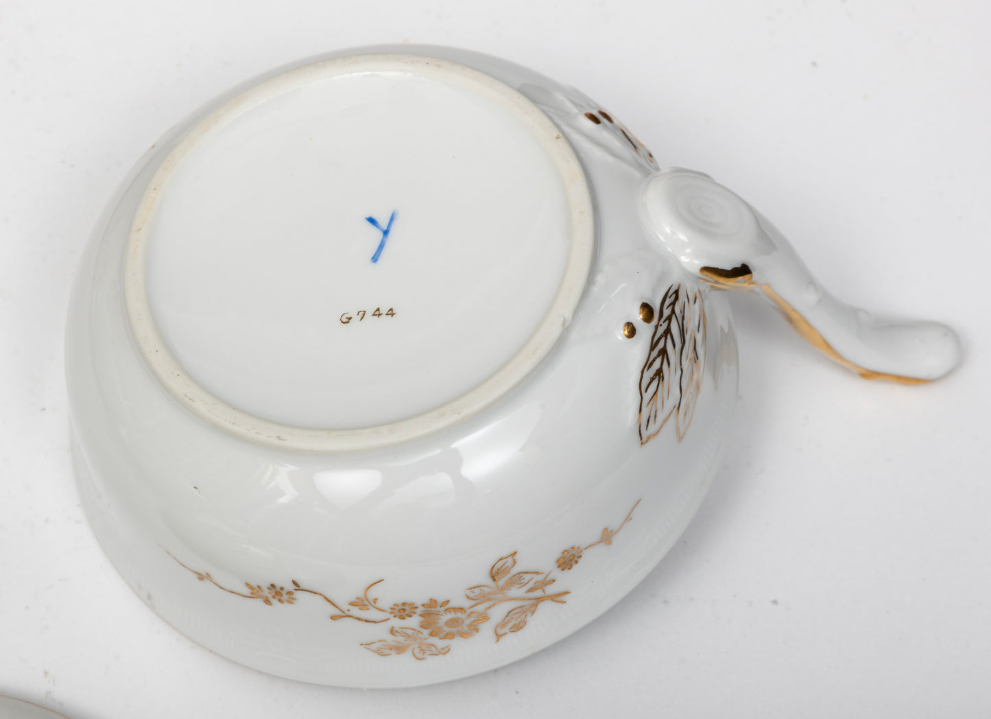 Porcelain Lidded Soup Bowls - Set Of 6