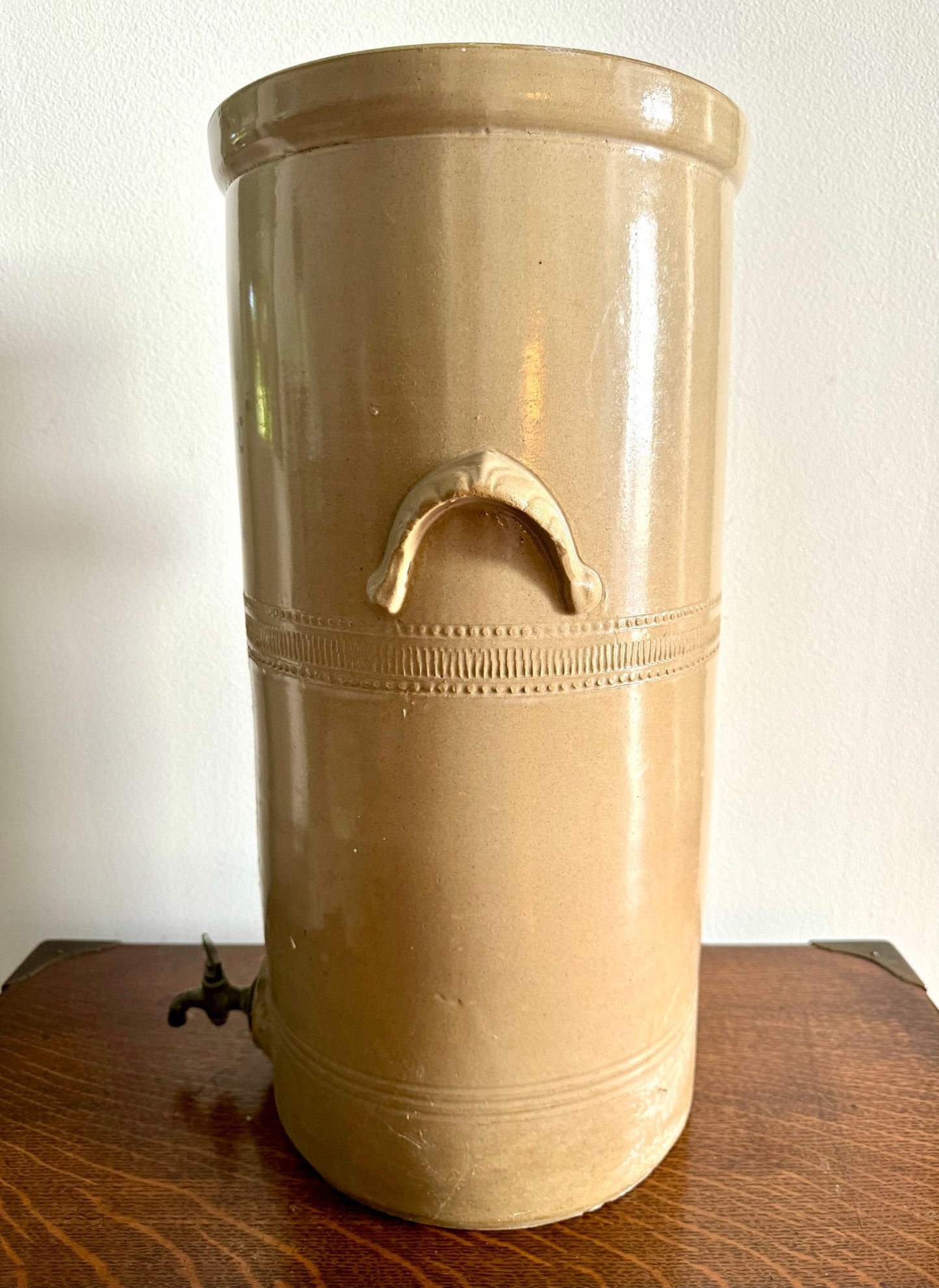 Tall Antique Cheavins Country Water Vessel