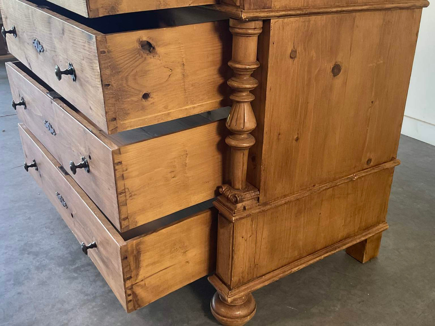 Vintage Pine Chest of Drawers