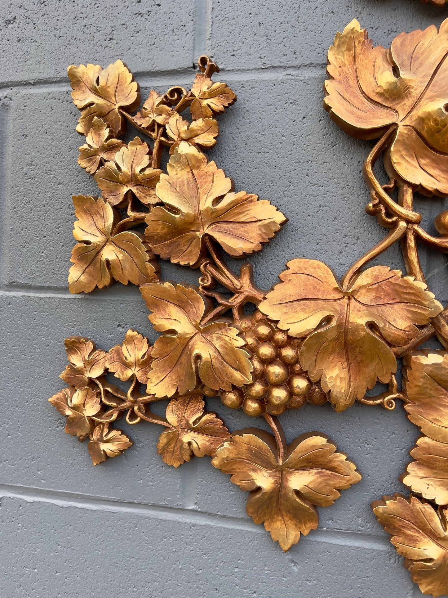 Vintage Syroco French Country Grape Vine Wall Hanging