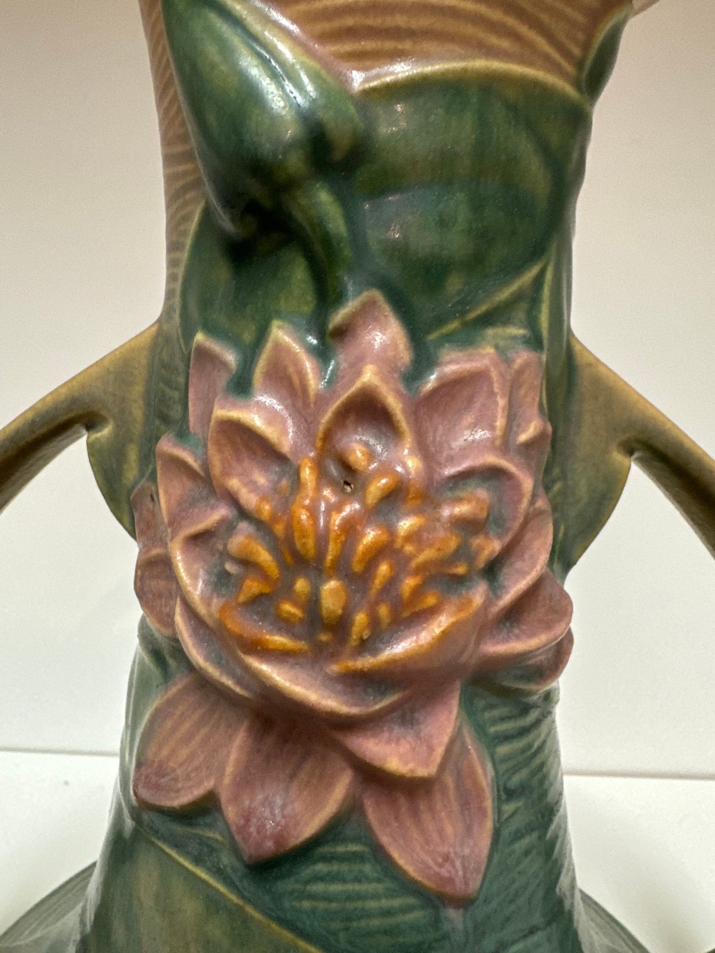 Original Roseville Water Lily Vase