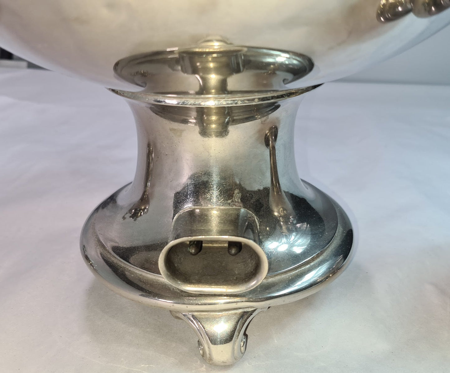 Landers, Frary & Clark Universal 420 No E9239 Coffee Percolator with Sugar Bowl and Creamer