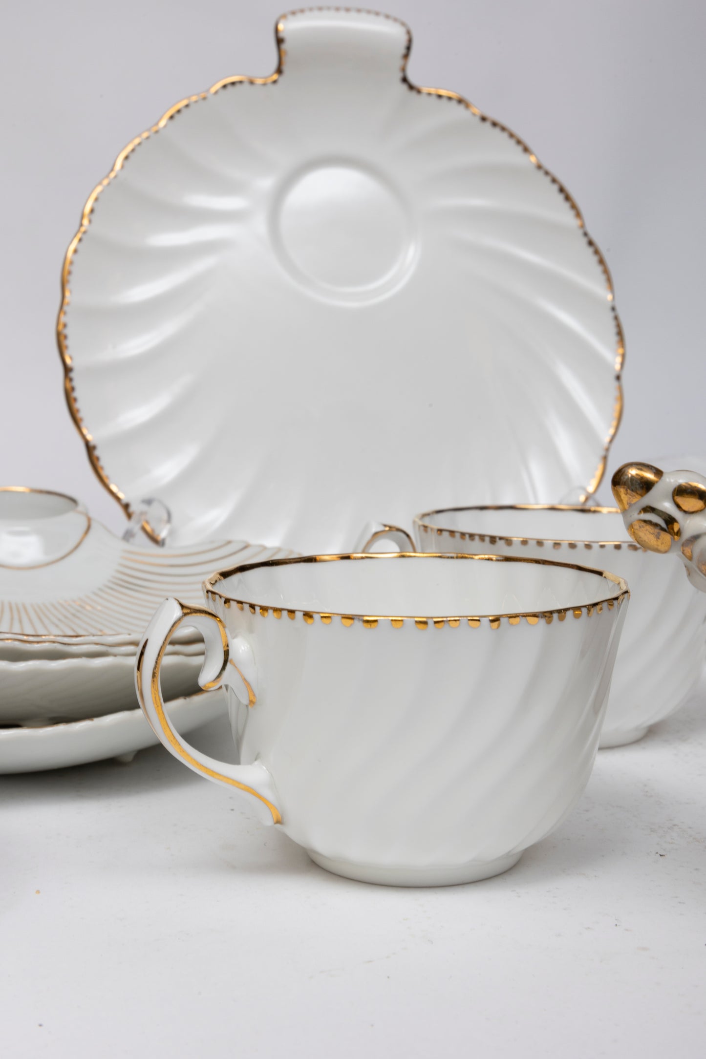 Old Grecian Flute Luncheon Dish Set