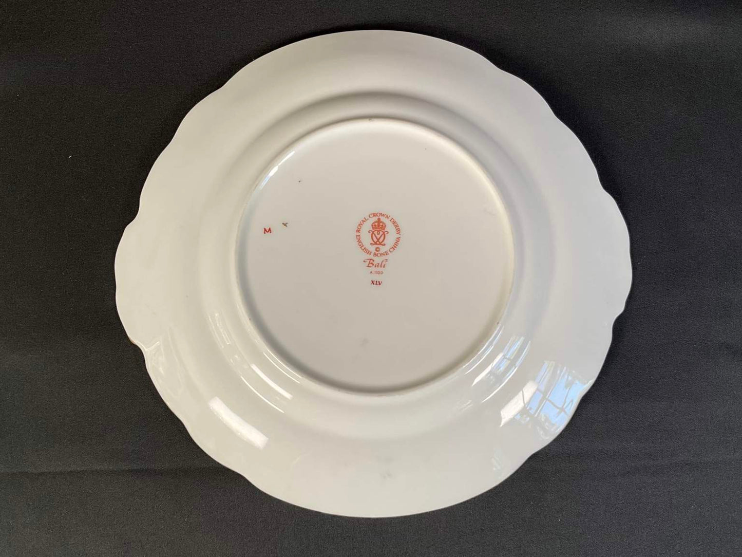 Royal Crown Derby “Bali” China, discontinued - 21 Pieces