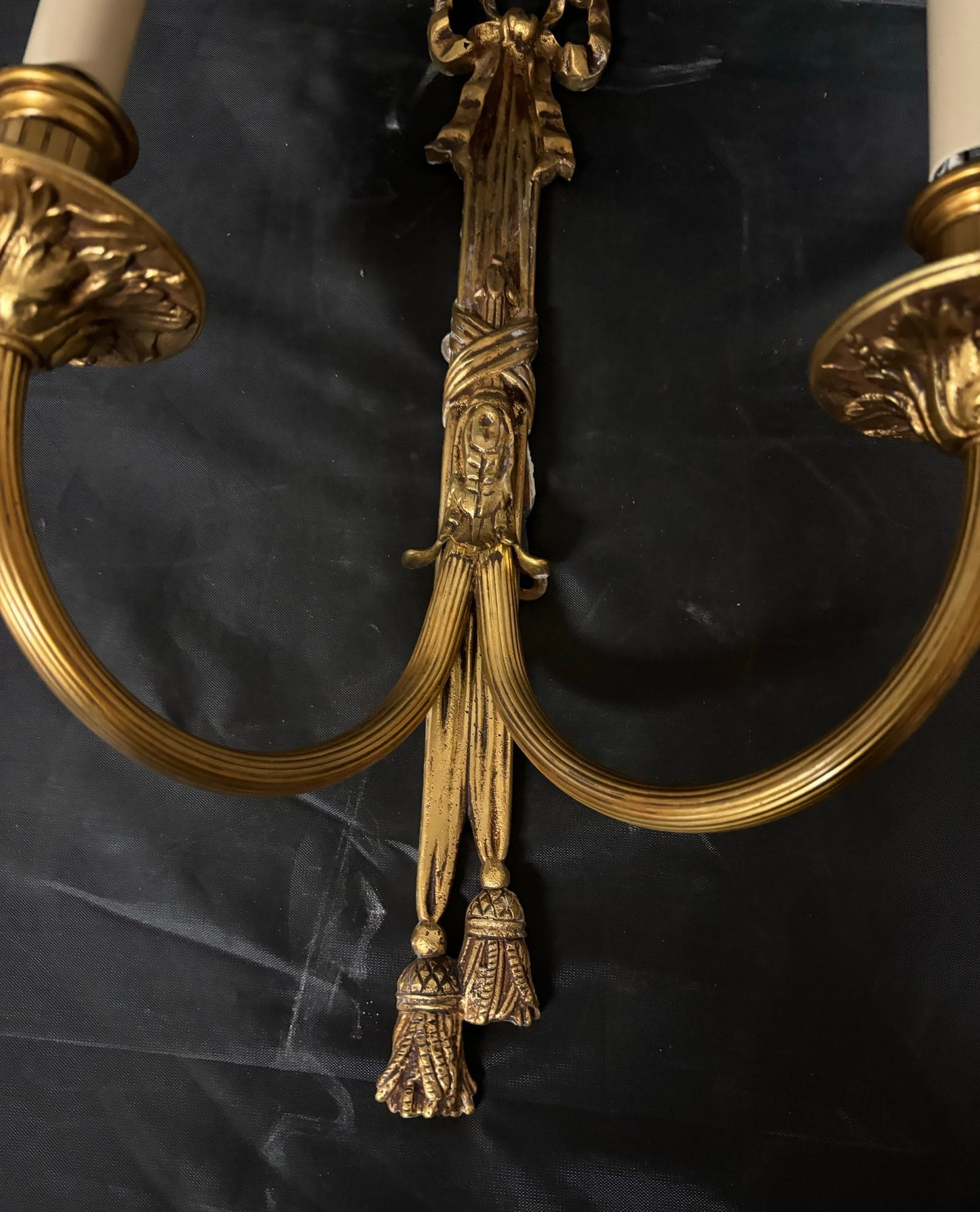 French Gilded Ribbon Wall Light, Bronze