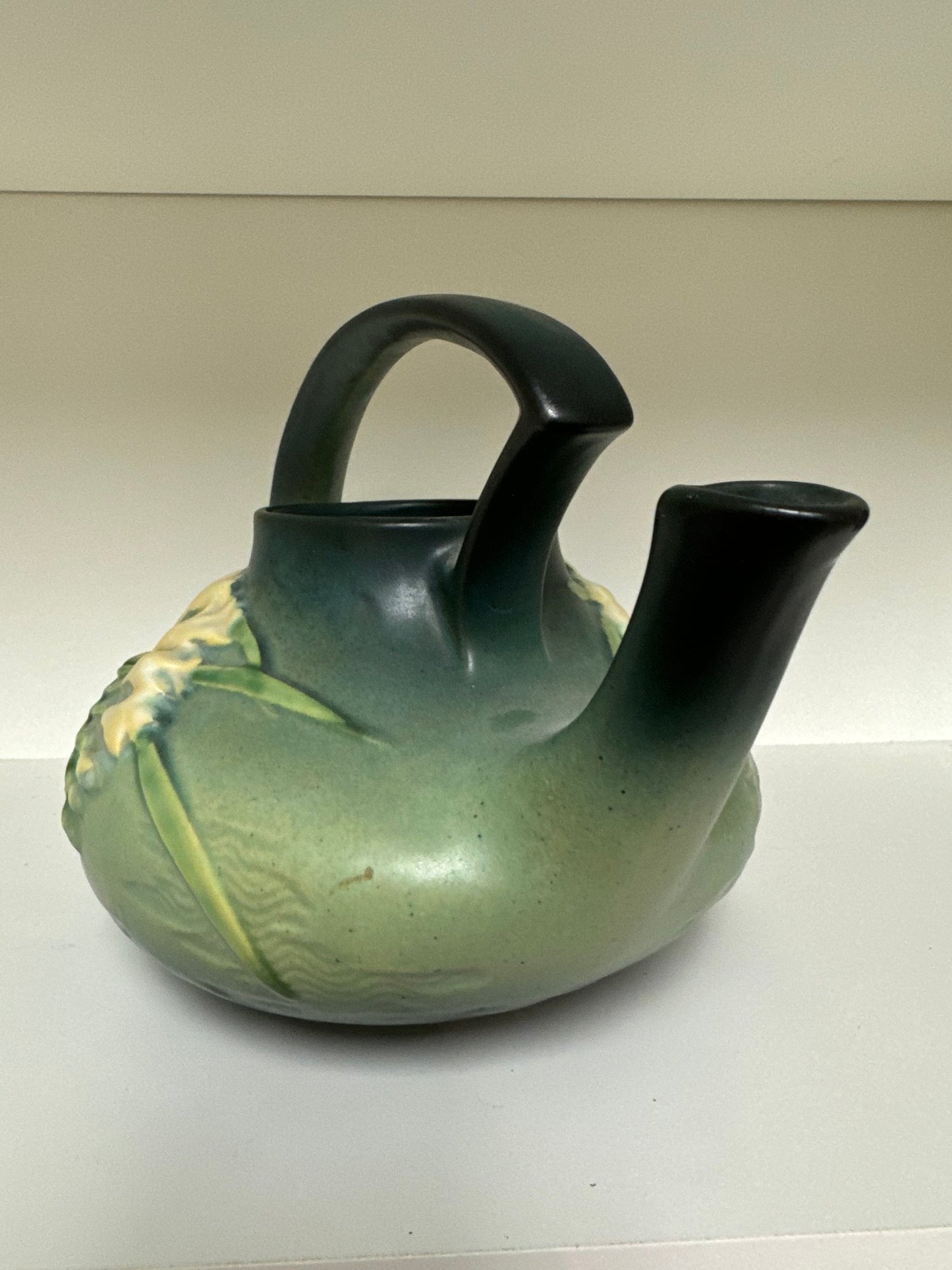 Roseville Freesia Green 60oz Teapot