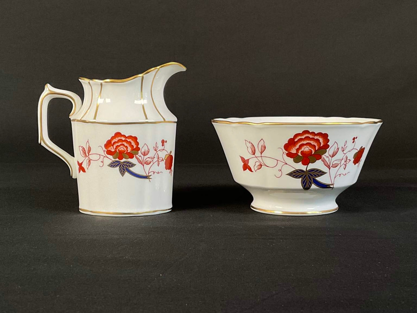 Royal Crown Derby “Bali” China, discontinued - 21 Pieces