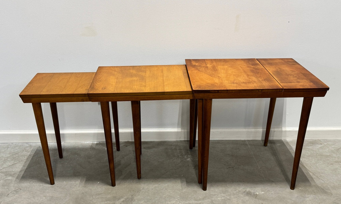 Set of Three Russel Wright for Conant Ball American Modern Maple Nesting Tables, c. 1940s–1950s