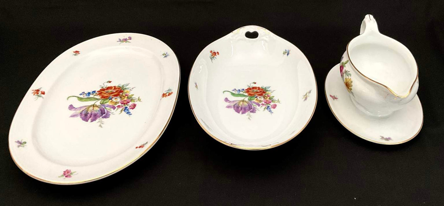 Exceptional set of Furstenberg “Ancestral Dresden” China - 71 pieces