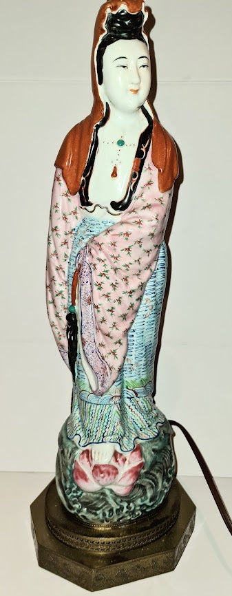 Vintage Quan Yin Chinese Porcelain Figural Table Lamp, Famille Rose, 1950s