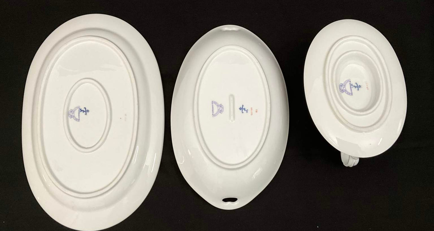 Exceptional set of Furstenberg “Ancestral Dresden” China - 71 pieces