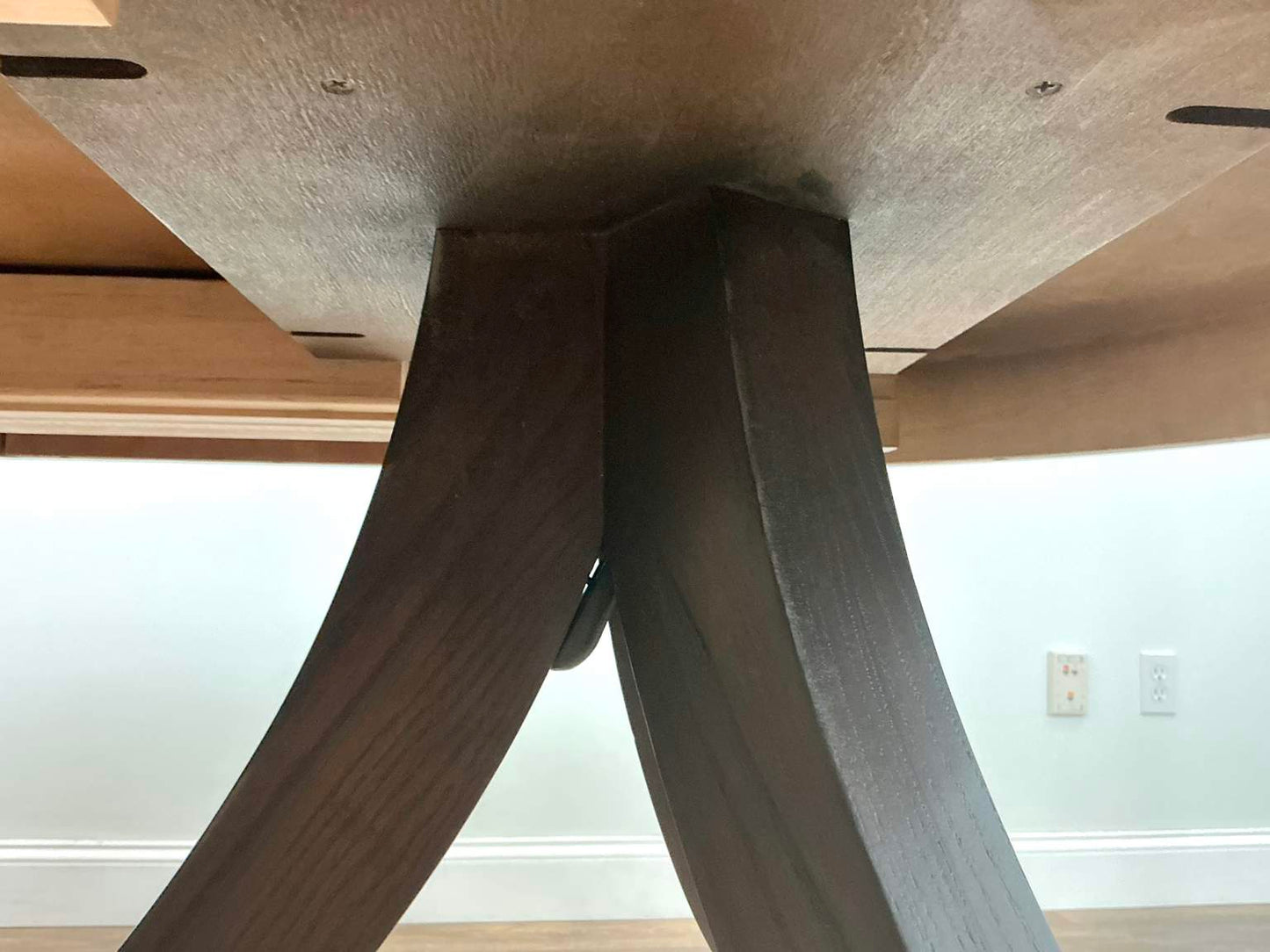 Hickory “Ingold” Mahogany Oval Expansion Dining Table