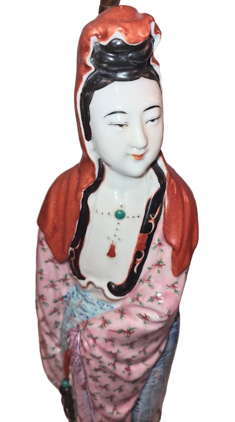 Vintage Quan Yin Chinese Porcelain Figural Table Lamp, Famille Rose, 1950s