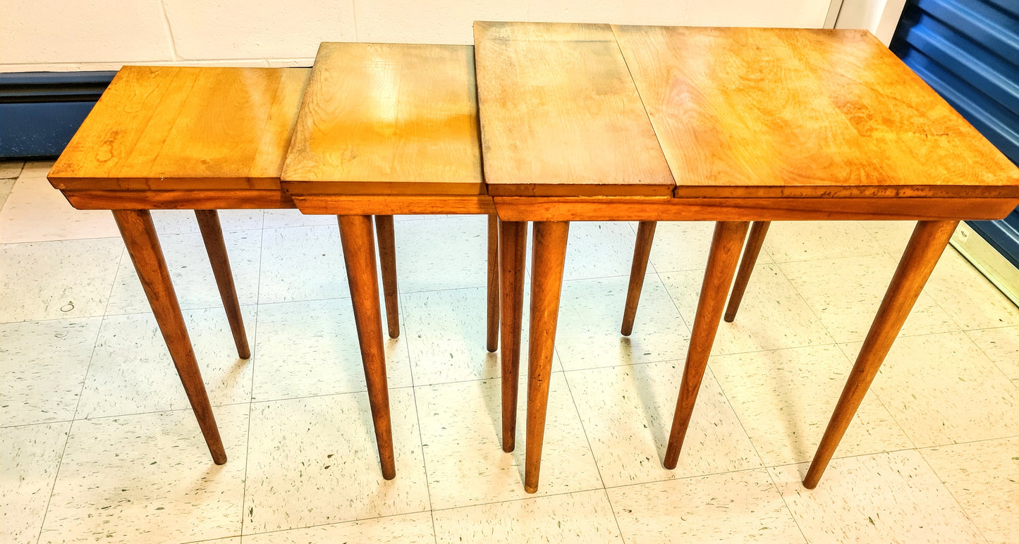 Set of Three Russel Wright for Conant Ball American Modern Maple Nesting Tables, c. 1940s–1950s