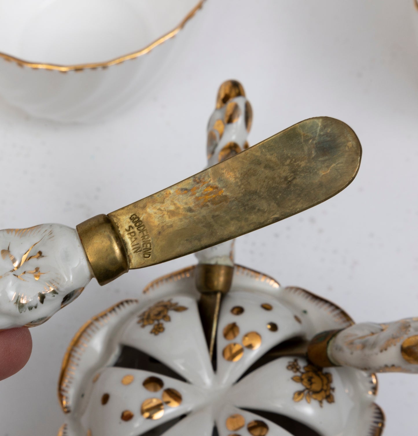 Old Grecian Flute Luncheon Dish Set
