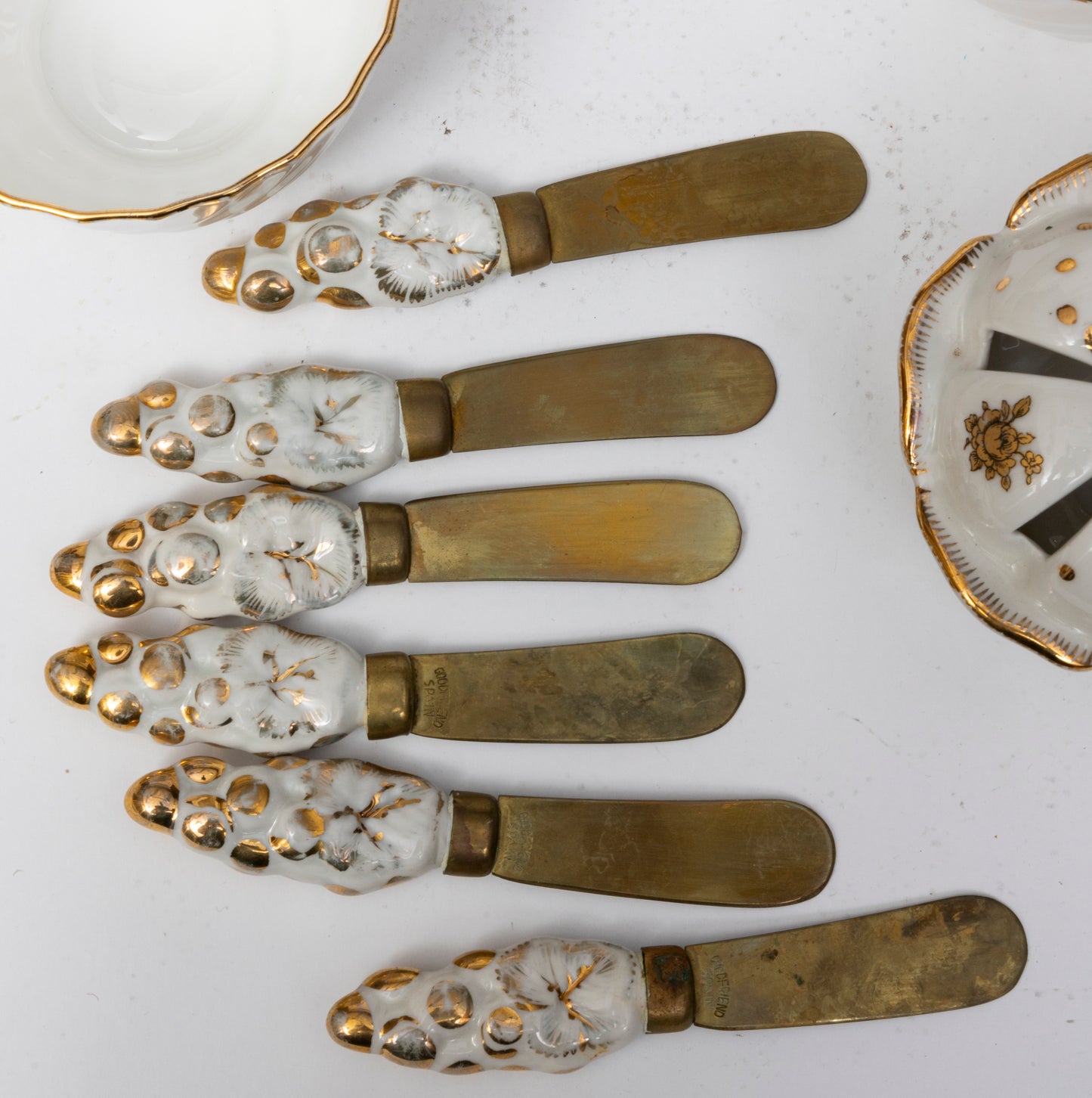 Old Grecian Flute Luncheon Dish Set