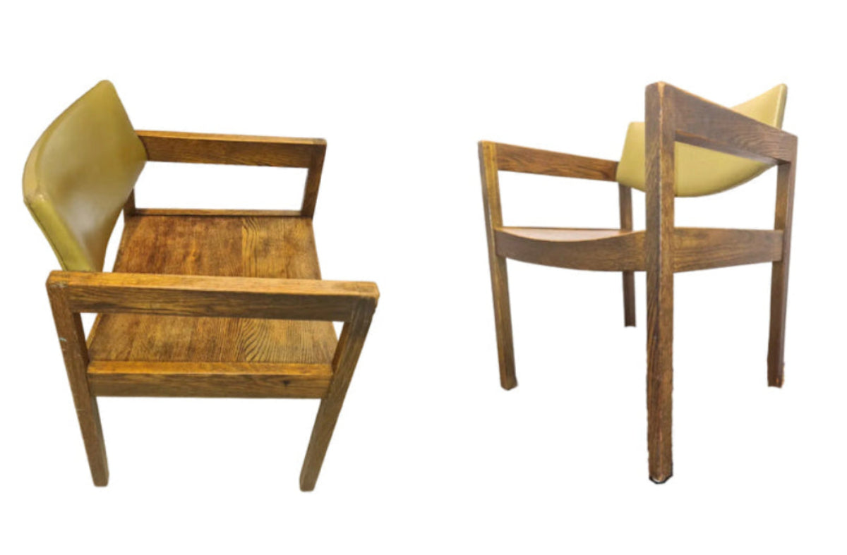 A Wonderfull Pair of Historic Gunlocke Company MCM Oak Armchairs