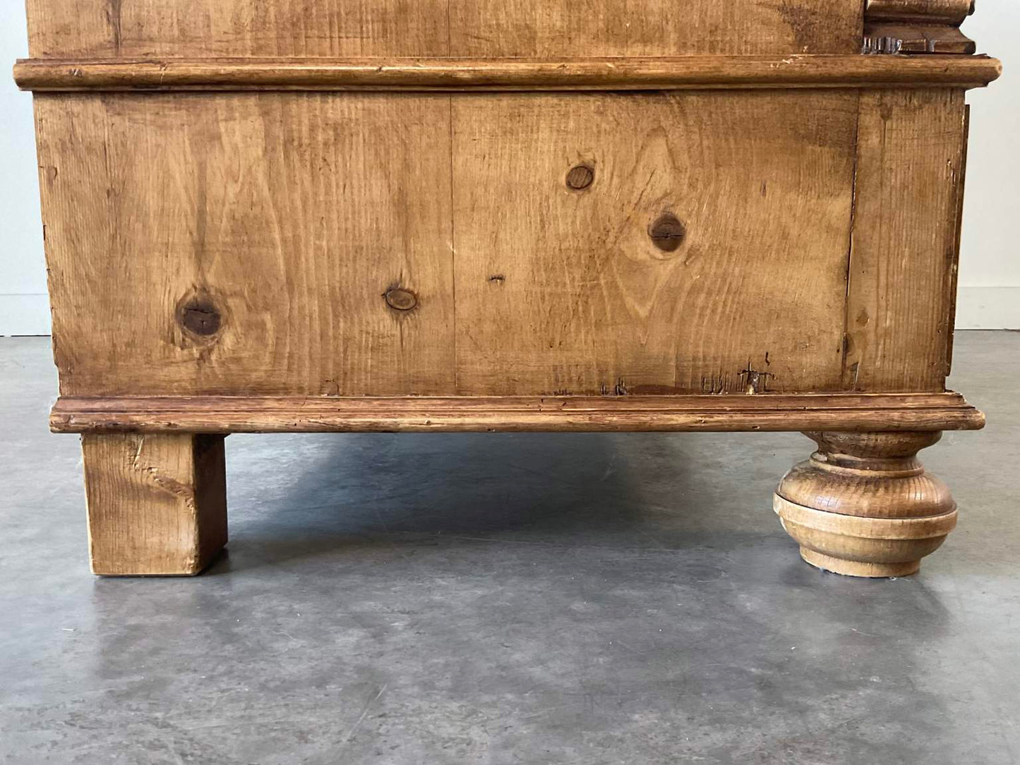 Vintage Pine Chest of Drawers